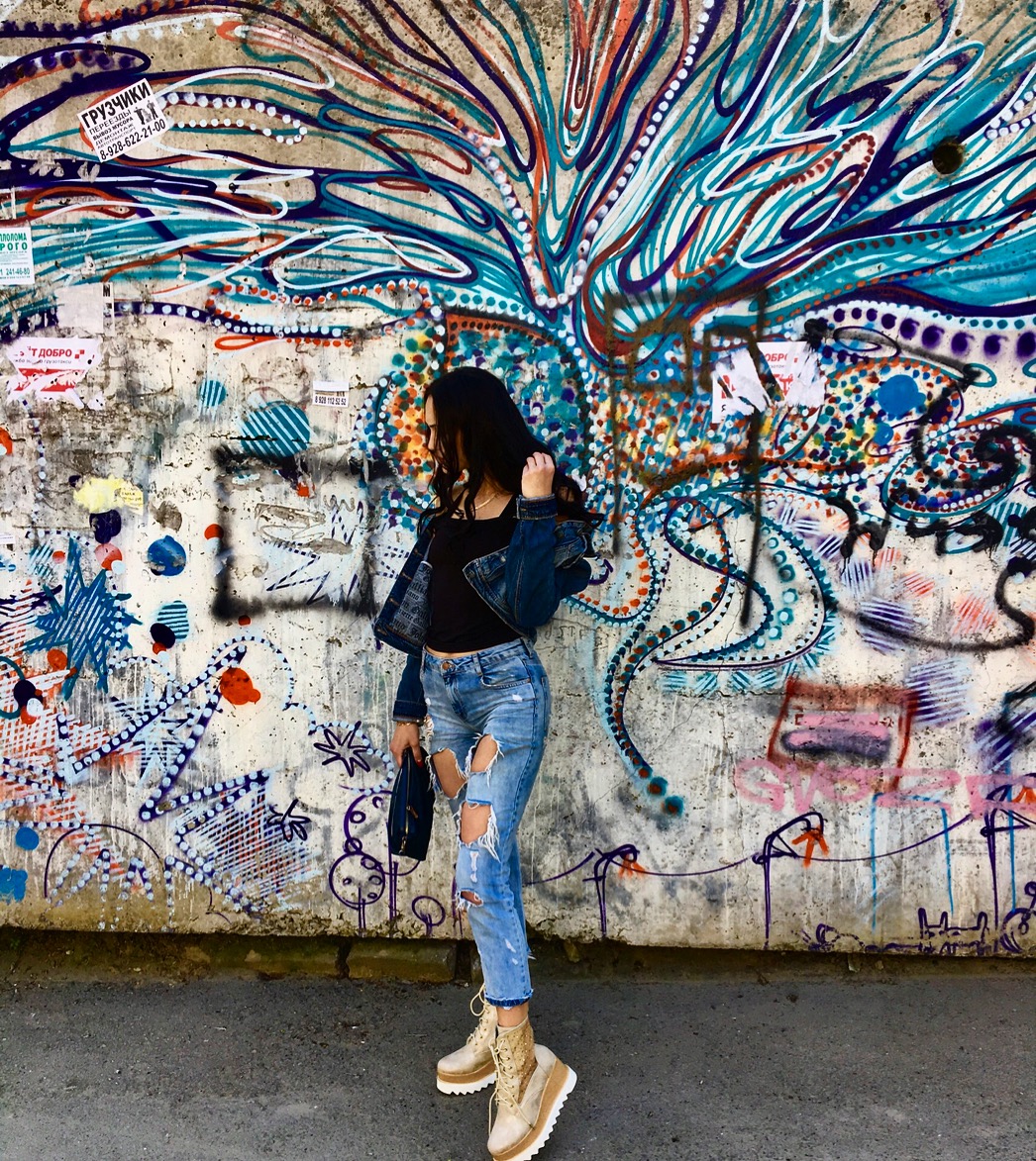 Юлия Толстопятенко