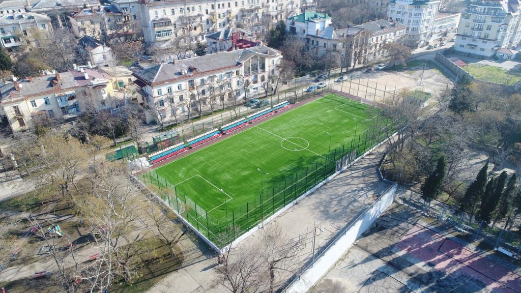 Комсомольский парк Тула футбольное поле