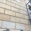 Вид фасада Адм Окт, 8, историческая кладка на фасаде в родном цвете здания