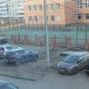 Весь двор выглядит так, в вечернее время машин, естественно, в разы больше