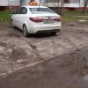 За домом 26 на ул. Академика Лаврентьева 