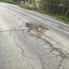 Разбитые участки дороги